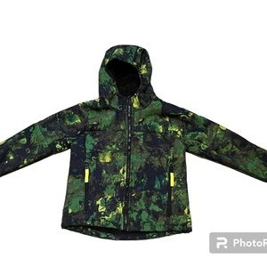 All in Motion Kids Camo Water/Wind Repellent hooded Jacket.